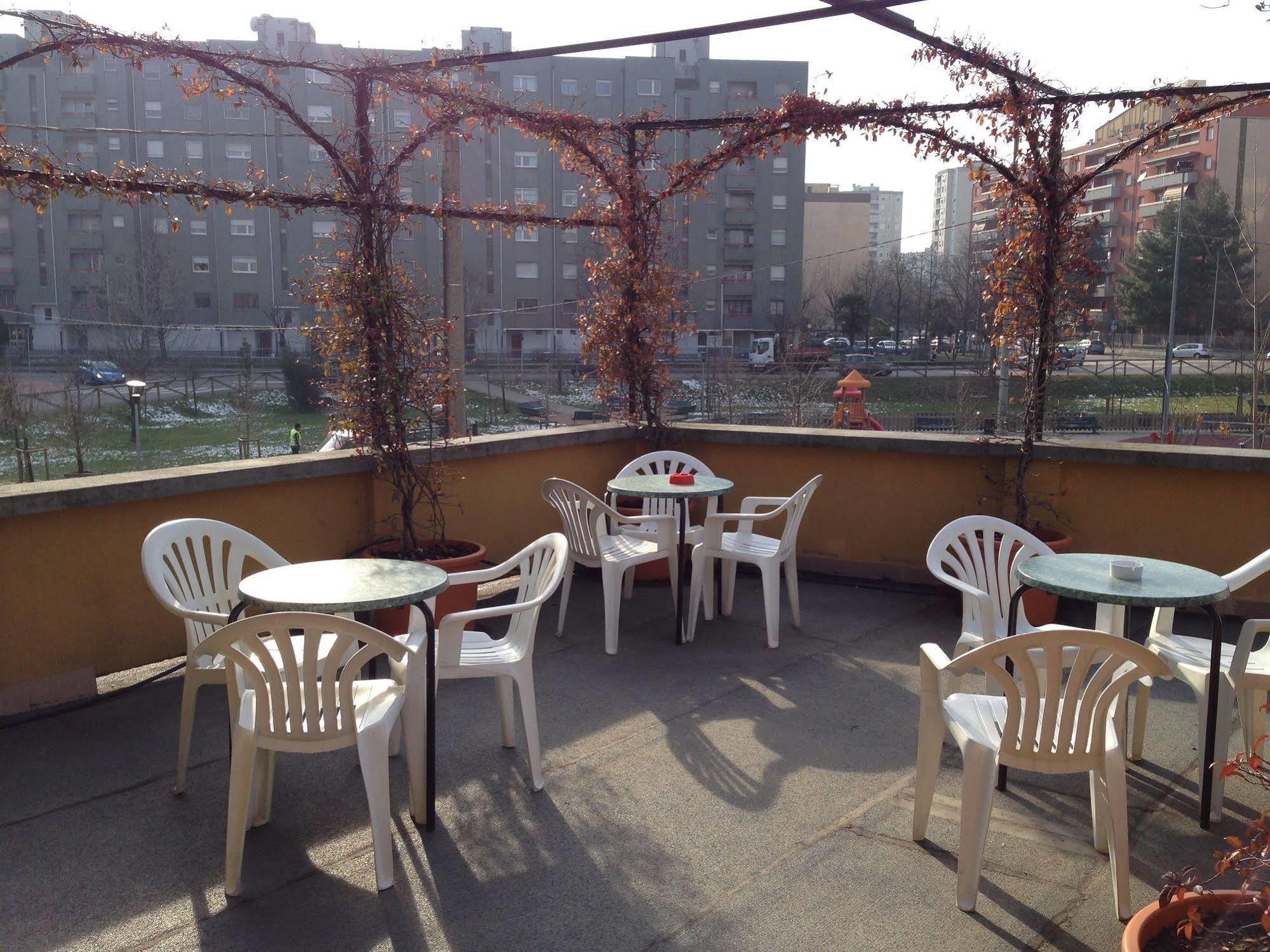 Hotel Bonola Milan Exterior photo